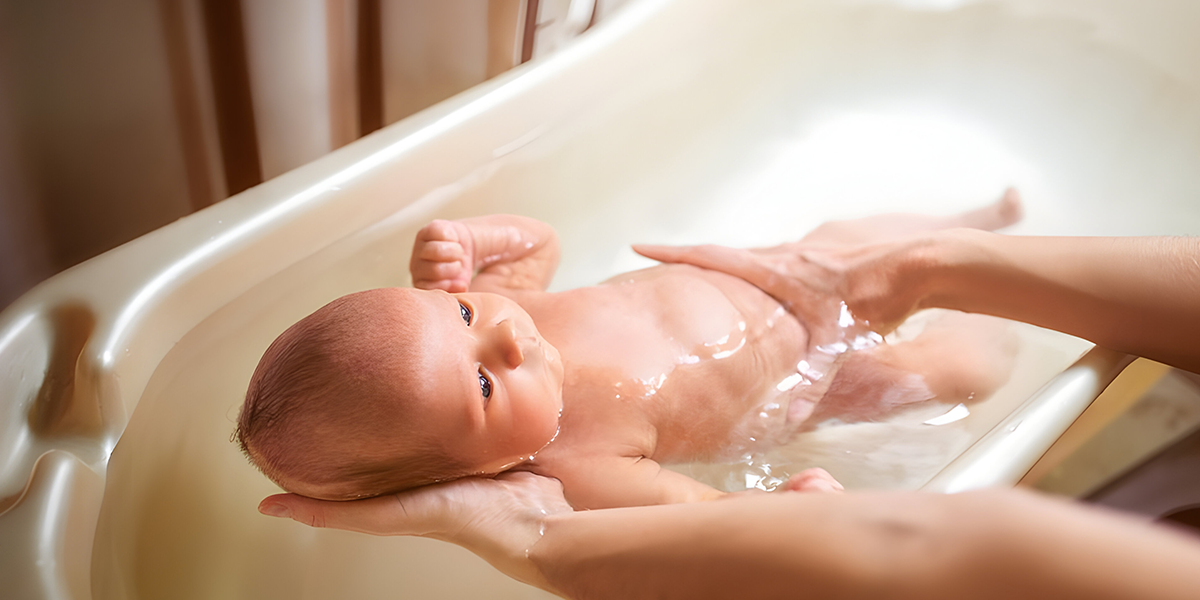 Importance of Baby Bathing 2