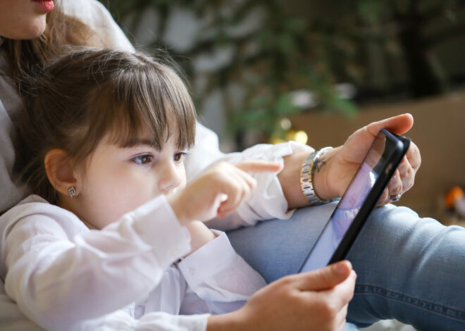 Calm and Connect: Screen-Free Strategies for Soothing Kids