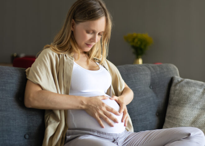 Pregnancy Symptoms: 15 Early Signs of Pregnancy