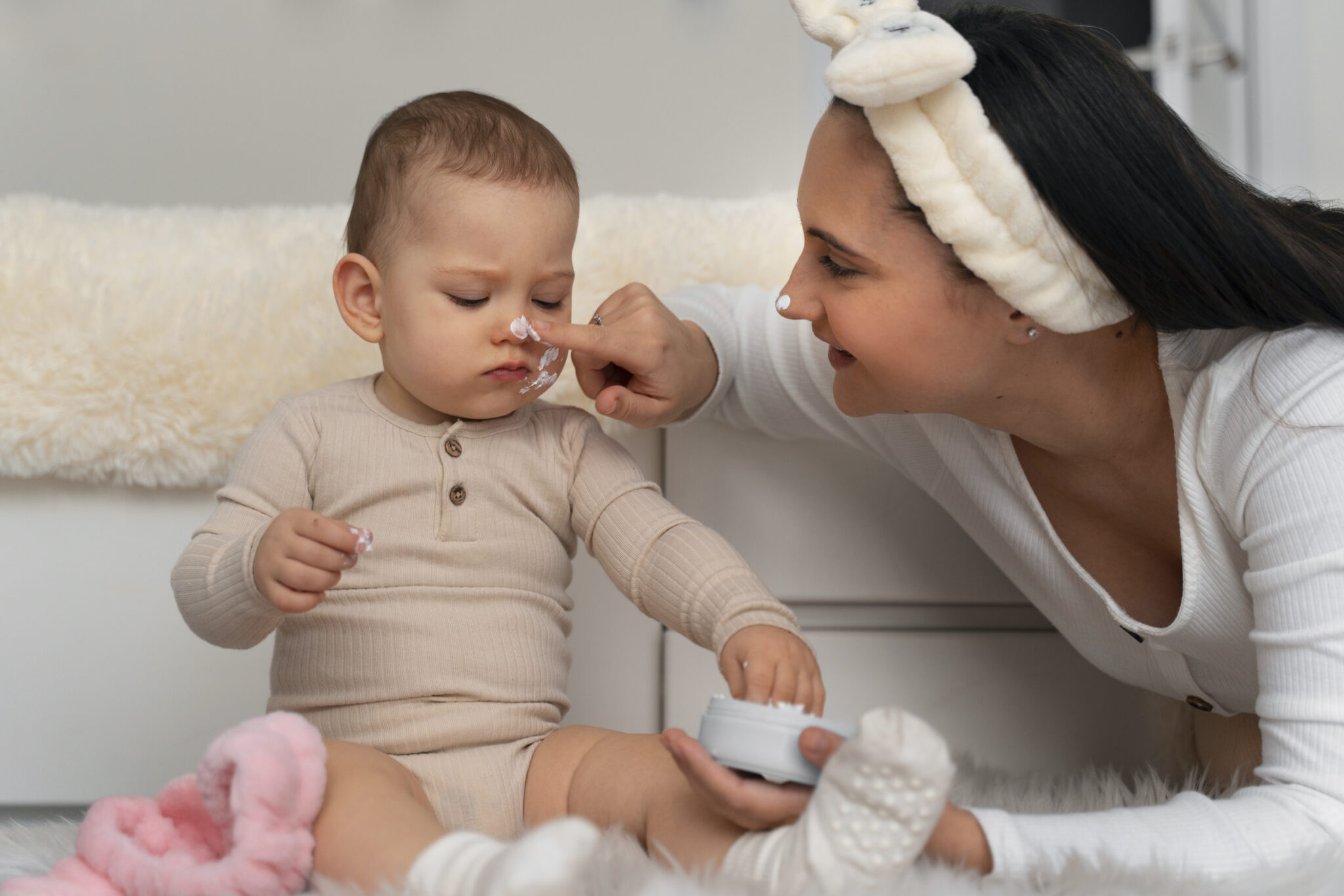 10 Tips: Soothing Your Infant’s Neck Rash and Keeping Their Skin Happy