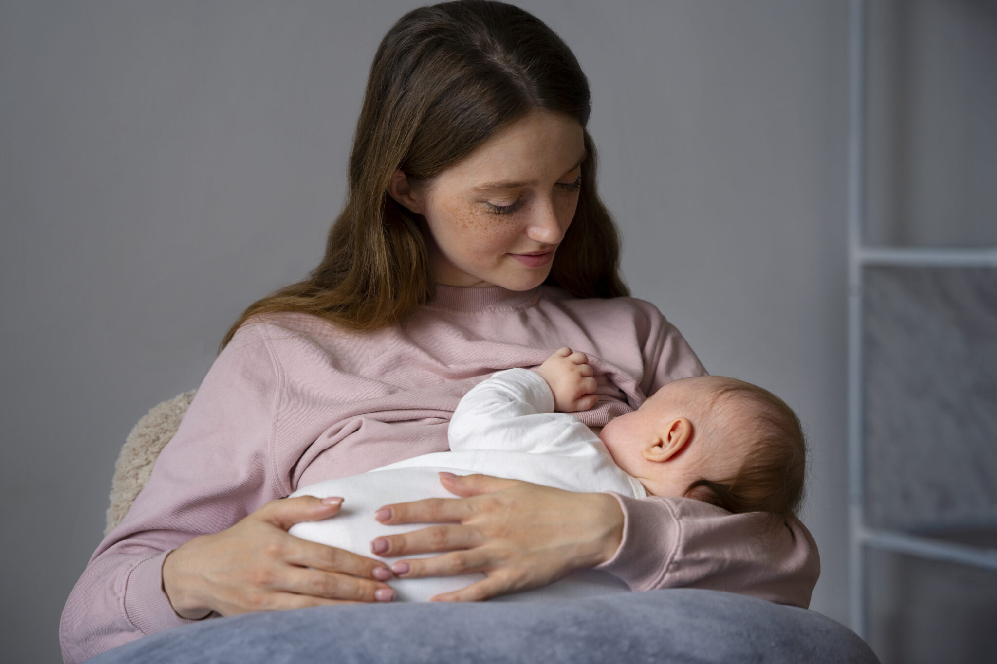 Soothing Sore Nipples and Overcoming Breastfeeding Discomfort: A Guide for New Moms