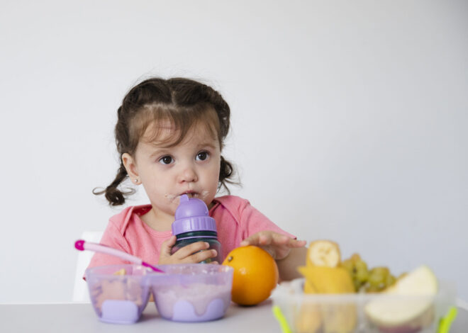 Starting Solid foods: A Guide for New Moms