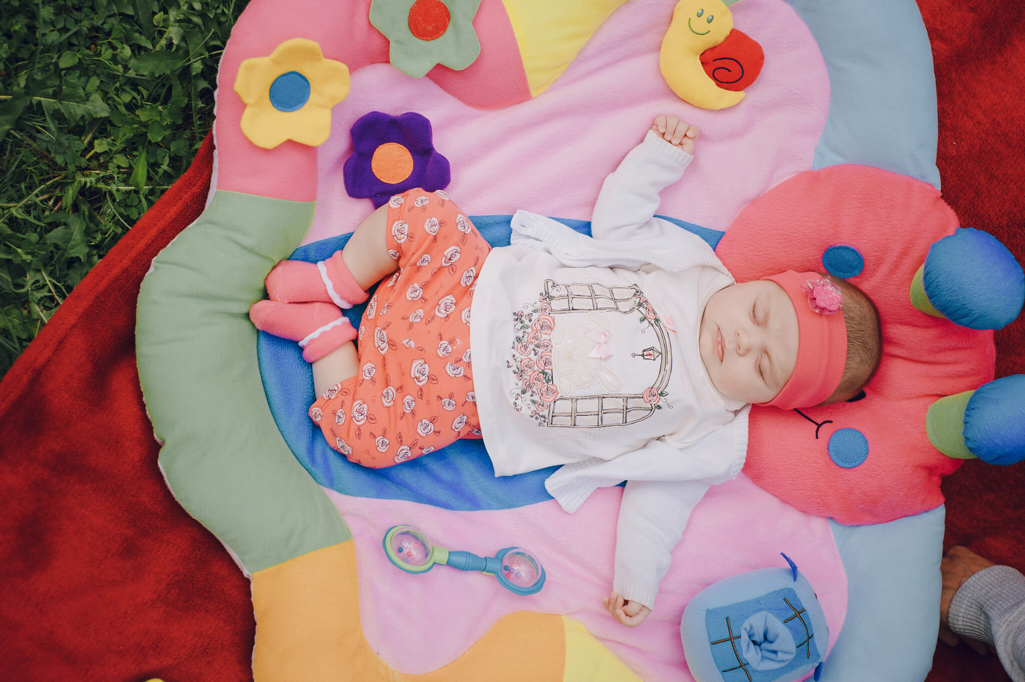 Sweet Dreams: What clothing is suitable for a baby during sleep?