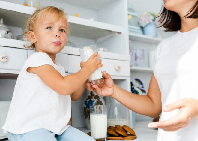 Smooth Transition: Introducing Cow’s Milk to Your Toddler